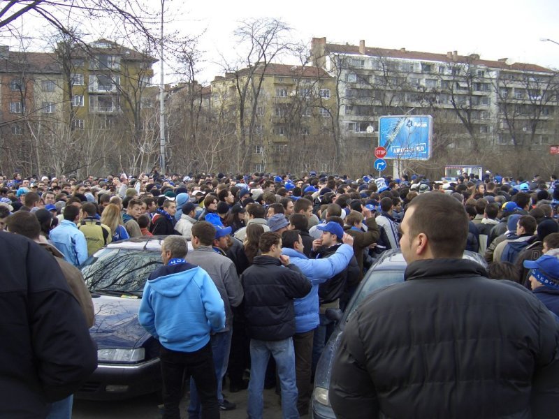 LEVSKI-Sioni_2-0_ChampLg2round_26.Jul.2006_07- by sollyee