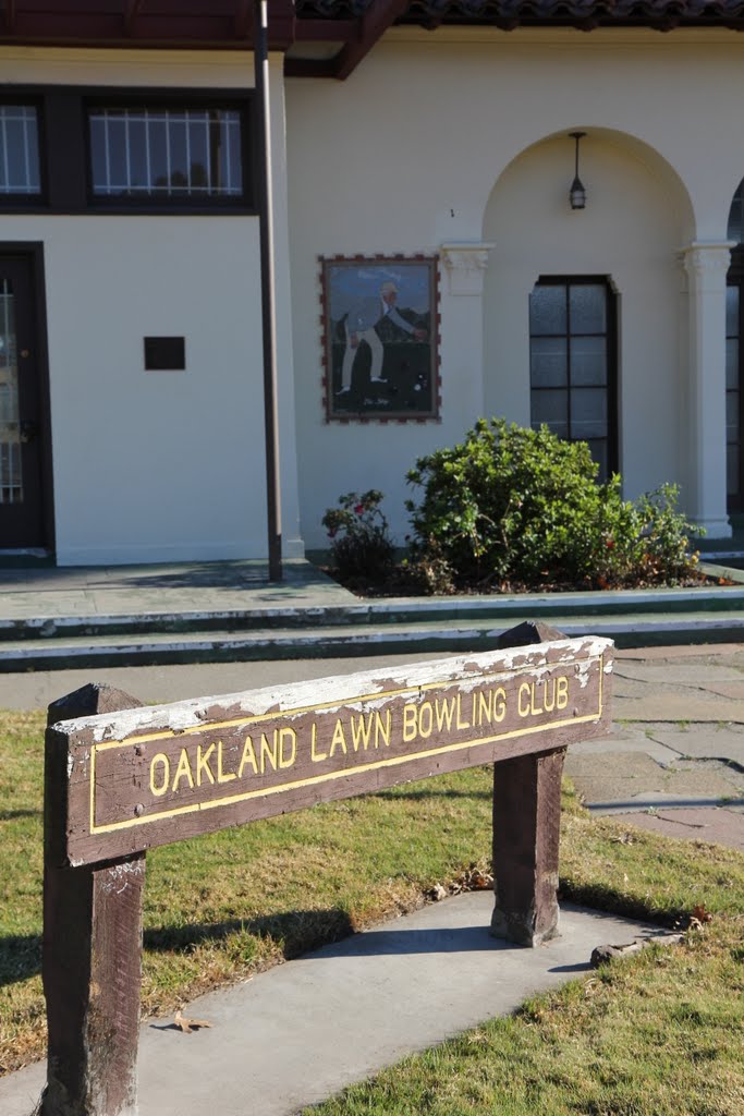 Oakland Lawn Bowling Club by jhanke