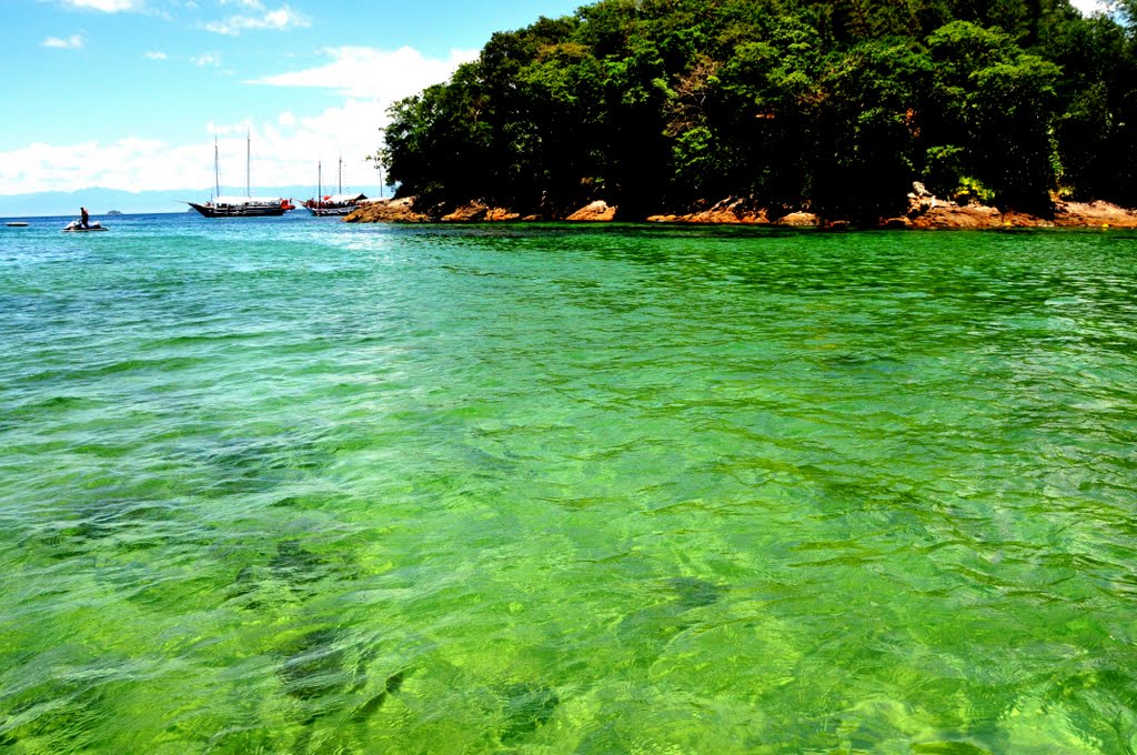 Lagoa Verde - Angra dos Reis/RJ by Criss Cristina