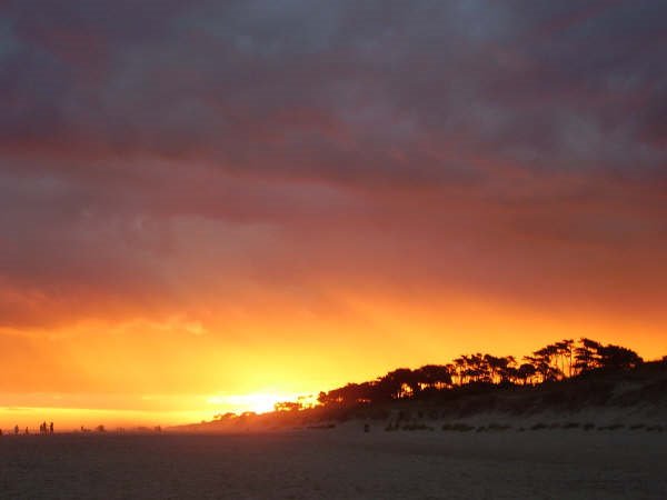 Atardecer sobre los medanos de Parque del Plata by javgc