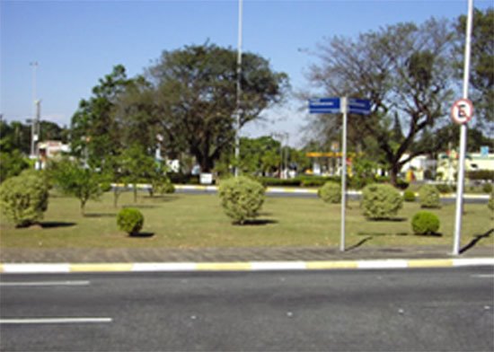 Praça Panamericana by Rafael Rebouças Ribeiro