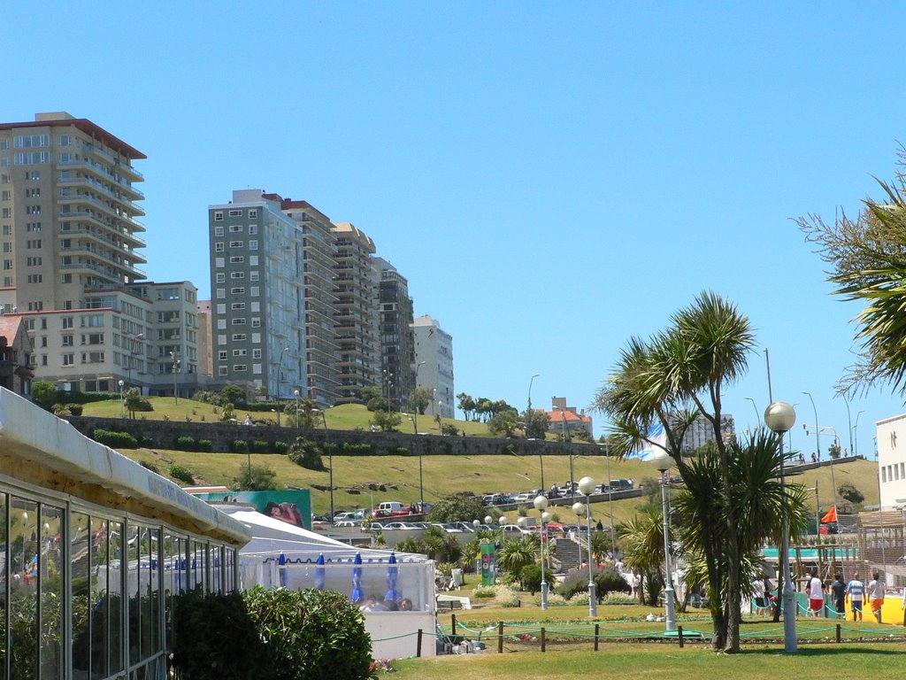 Playa MDQ by Jeepika