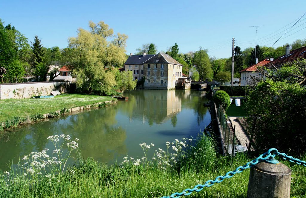 Moulin du cygne à Stenay by acesar55