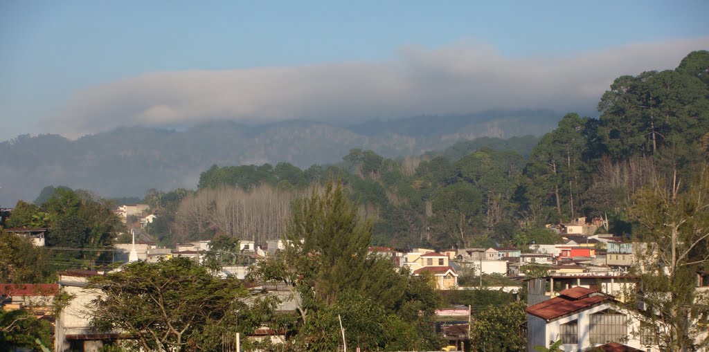 Coban Vista desde Hotel Los Faroles 2012 by coatevision