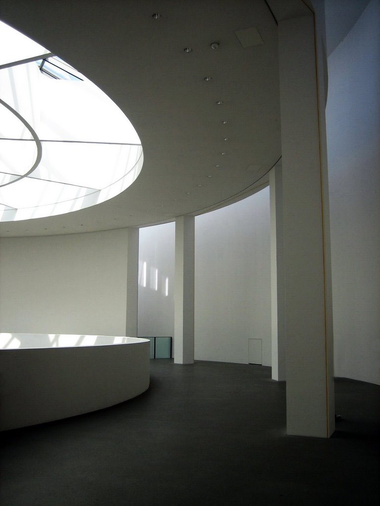 Pinakothek der Moderne by soozika