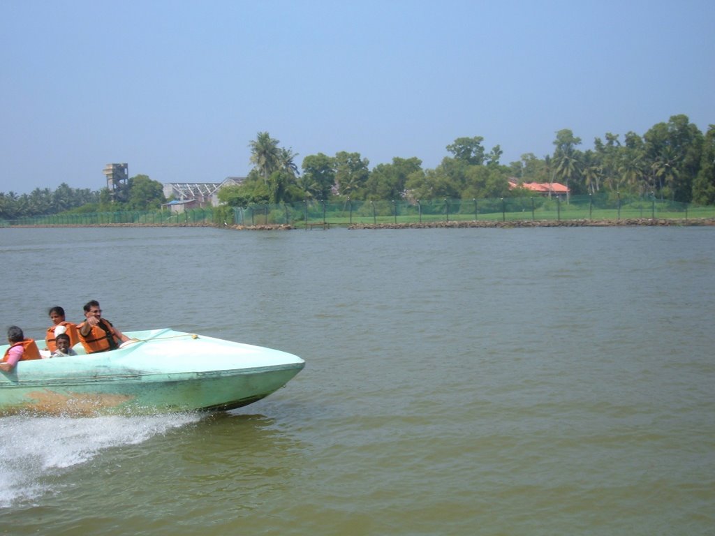 Boat club, Trivandrum by ttpallam1