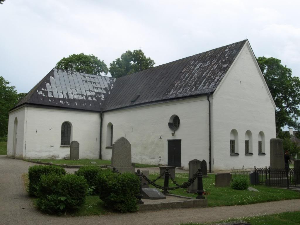 Malmköping church by vicihnas