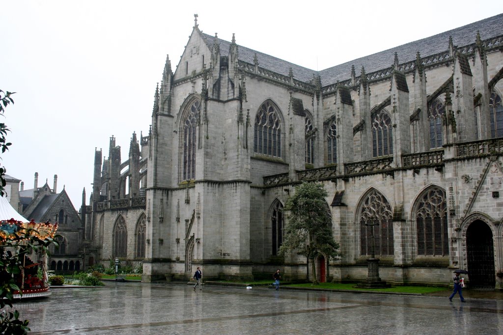 Quimper - La cathédrale by Ludwig-Maurice