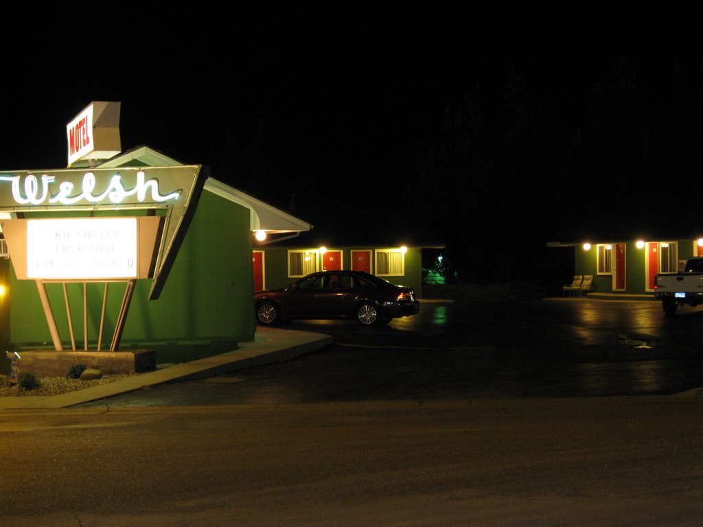 Welsh Motel by ljackman