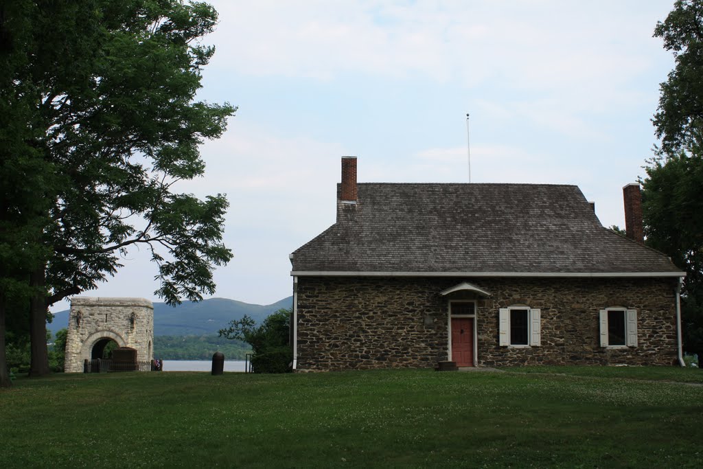 Hasbrouck House; the longest-serving headquarters of George Washington during the American Revolutionary War by Hudson Valley Explorer