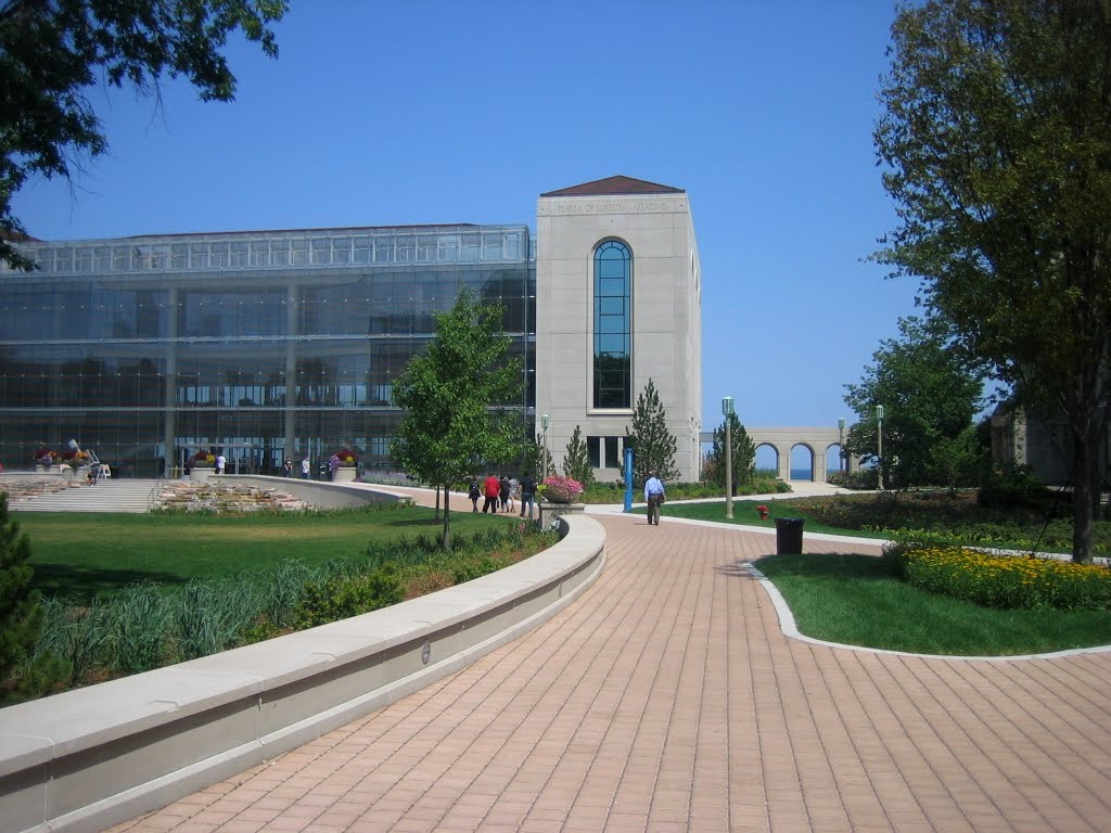 Loyola University Chicago by chris metz