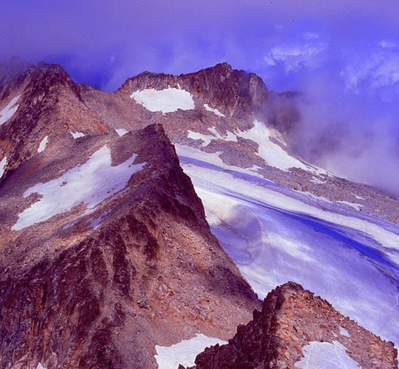 Glacier du massif de la Maladeta. 1995 by Cojjack@rgentik