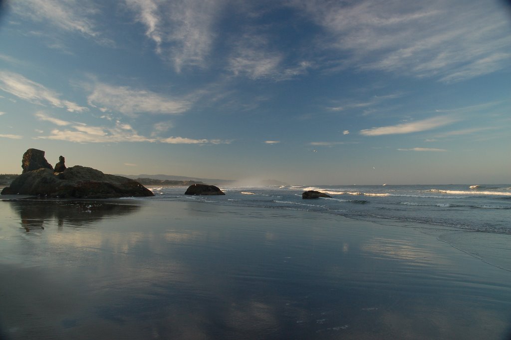 Bandon on the Beach by Walkon