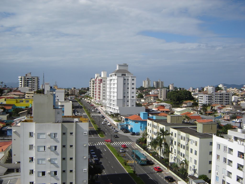 Av. Nagib Jabor, Capoeiras - 26.01.12 by Vitor Schlesting