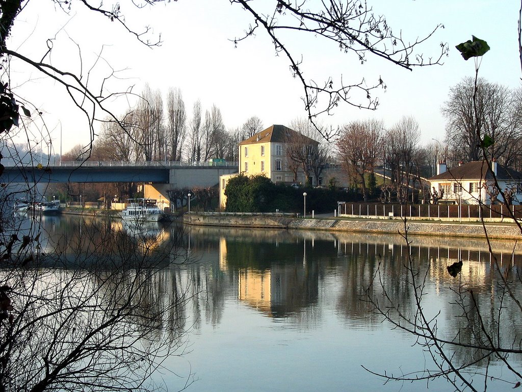 BOUGIVAL - Pont et Ile Gauthier by J Ph. HEBRARD