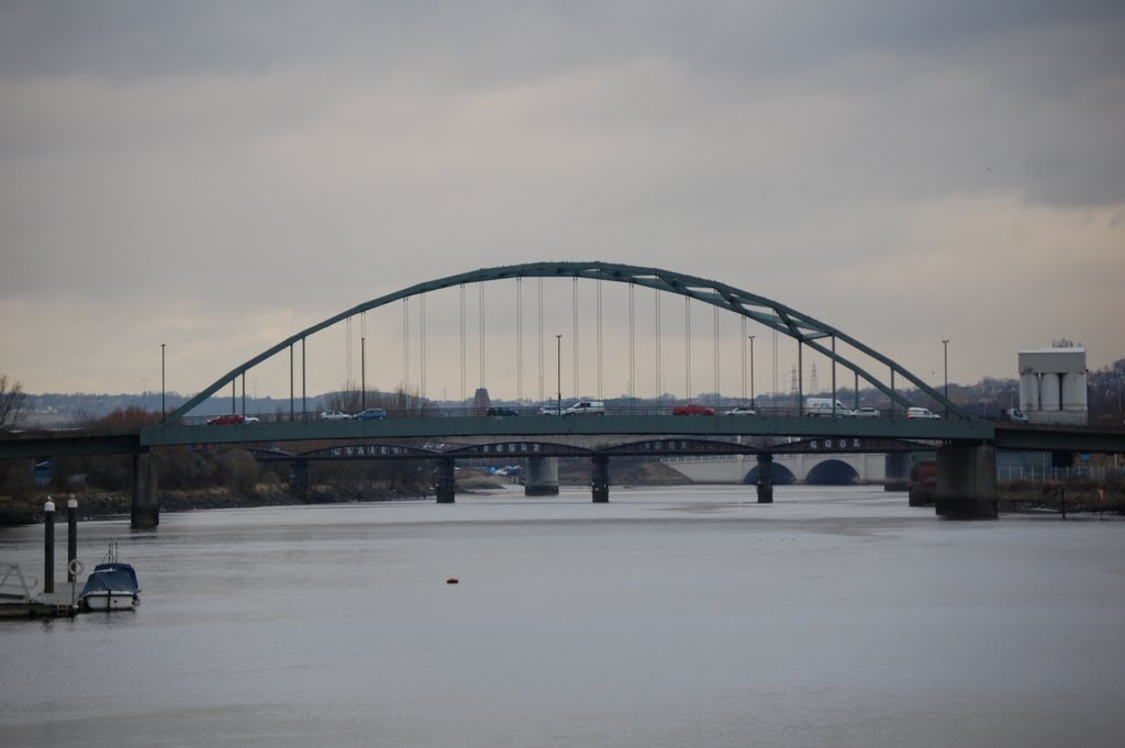 Scotswood Bridge over the River Tyne by Stuart Wright