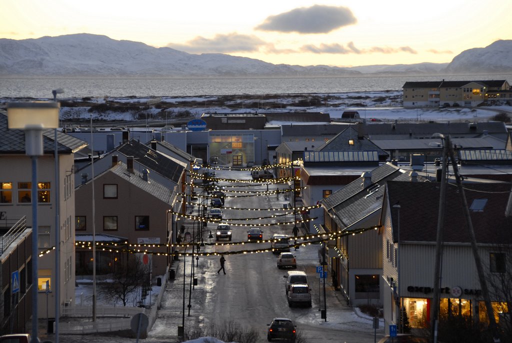 Vadsø, christmas street by geby