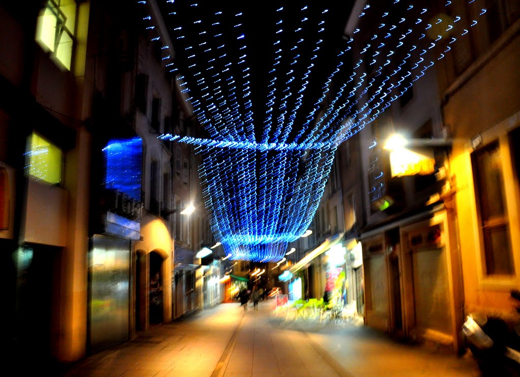 Nancy : rue de la Faiencerie by Dominique Hazard