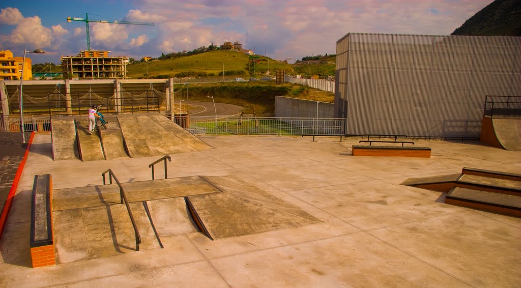 Skatepark en Cártama Estación by jules_