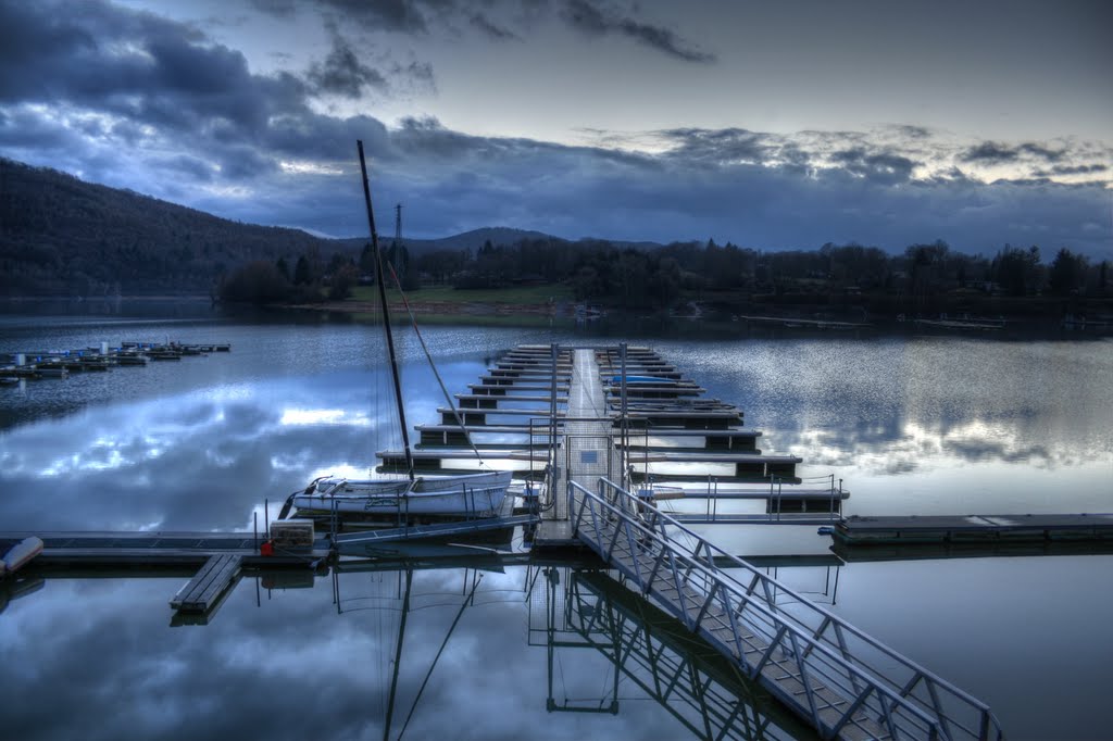 In der Dämmerung am Rehbacher Hafen / Rehbach´s port at dusk by HBest