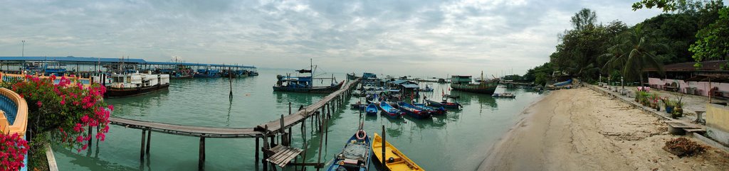 Fishing Village, Batu Maung of Penang by Les Chang