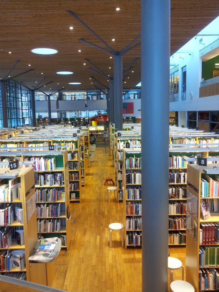 Haninge bibliotek. by Jim Engström