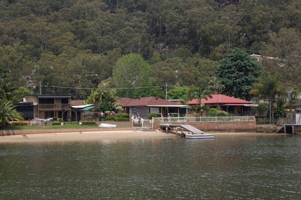 Woronora River by Maksym Kozlenko