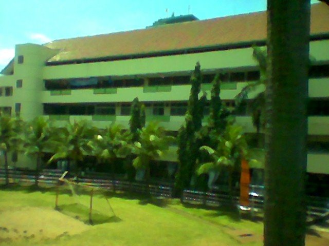 Kolese Kanisius Senior High School's Main Building by haurissa