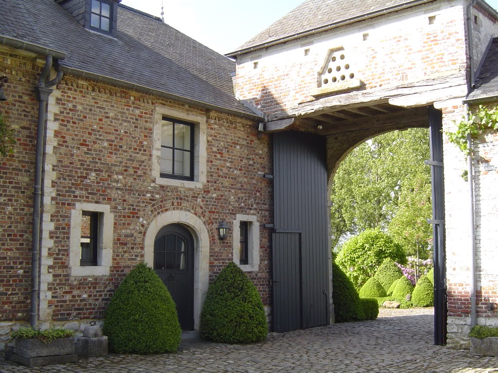 Ferme d'Arnelle: entrée by Valeriane