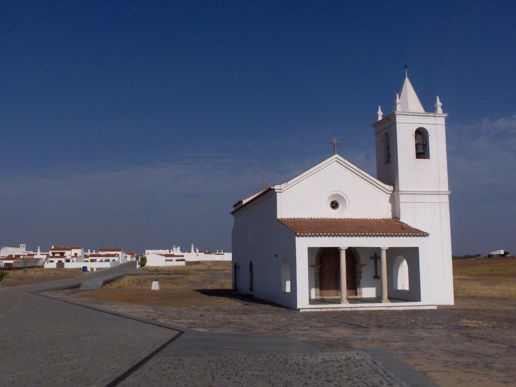 Aldeia da Luz by Rui Godinho