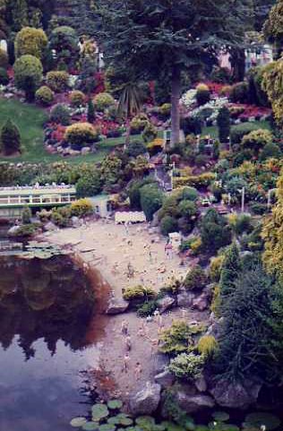 Torquay 84 - Model Village pond by AlexG©