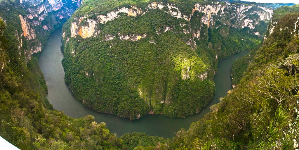 Cañon del Sumidero, Chiapas by RS-Camaleon