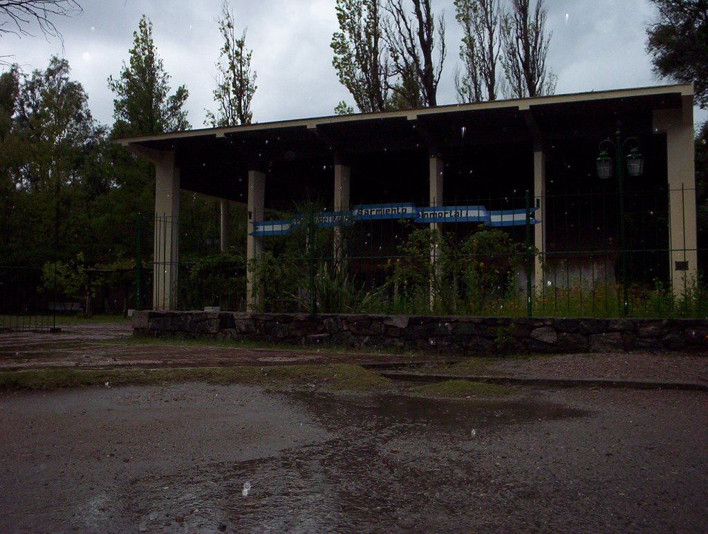 1º Escuela de Domingo Faustino Sarmiento, S. Francisco del Monte de Oro, San Luis, ARGENTINA by Rubén Vladimiro