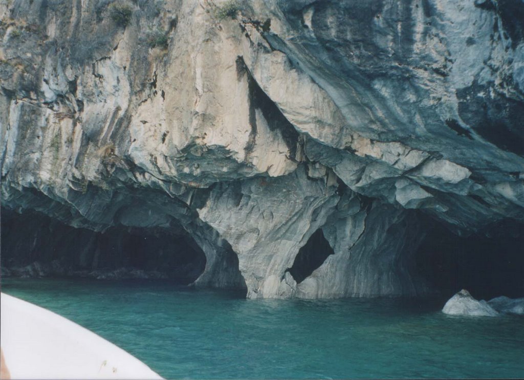 Cavernas de Marmol by bakanzipp