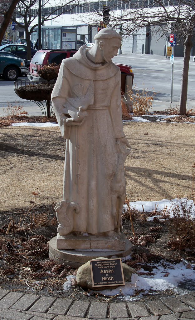 "Assisi on Ninth" statue by Jon Platek