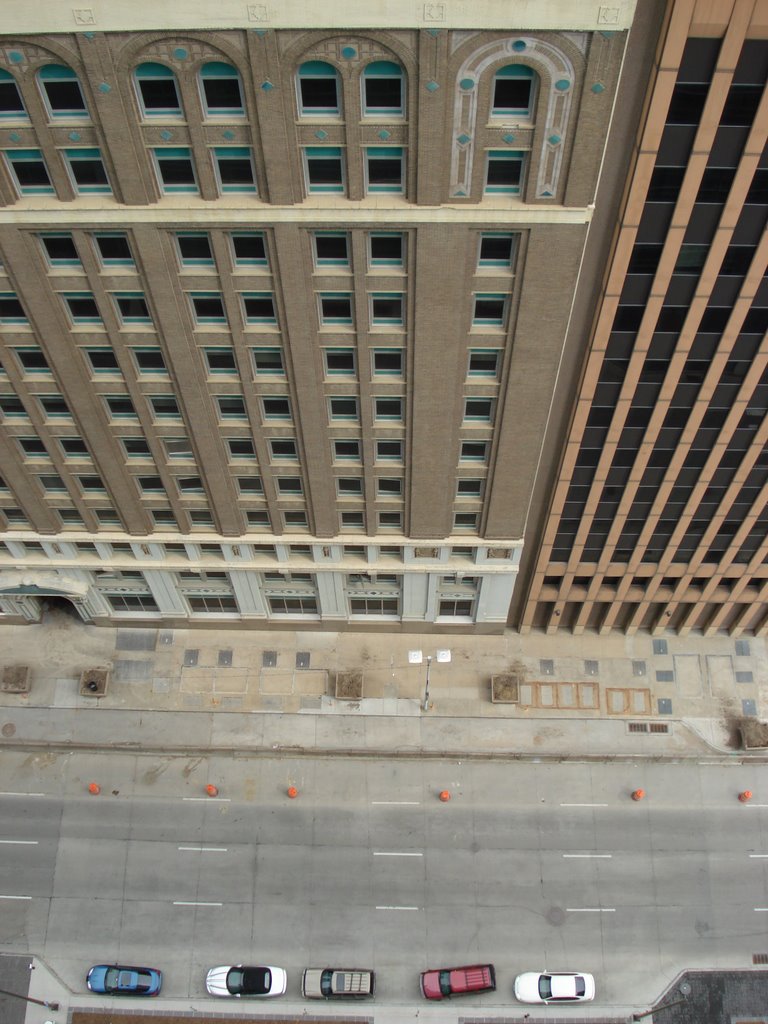 Dodge street from Union Pacific HQ by lukexmartin