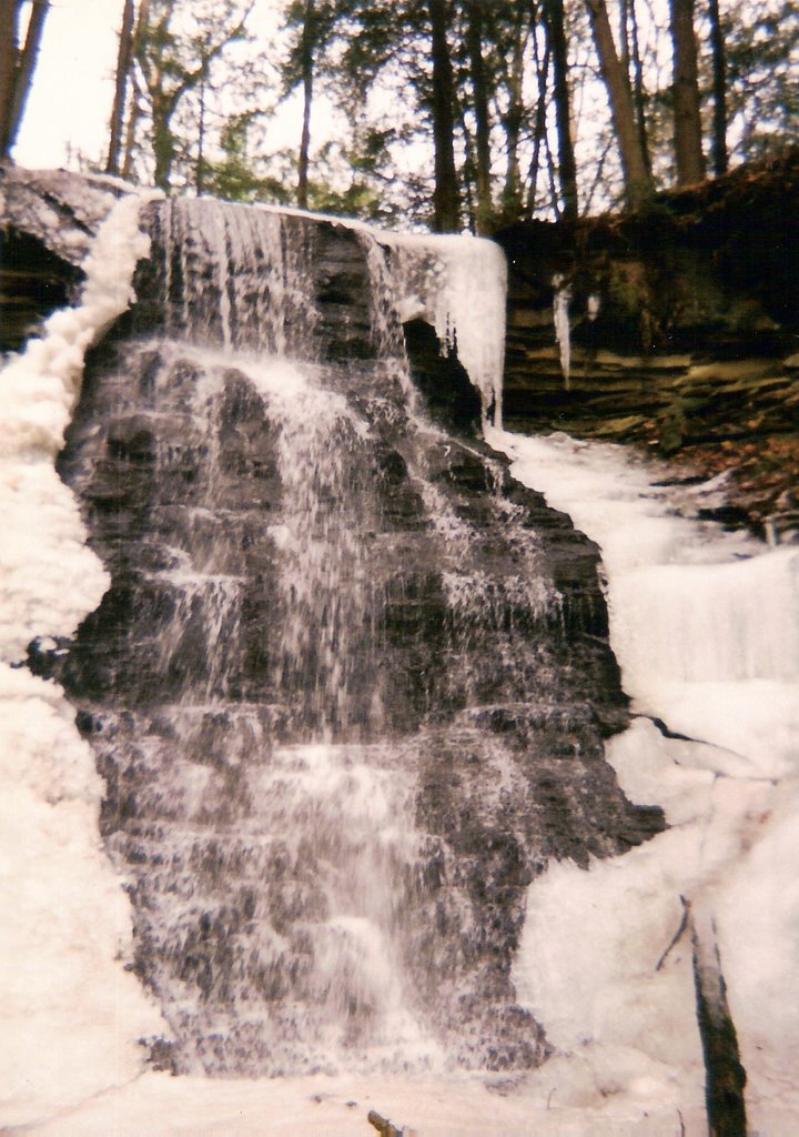 Water fall by scottalter