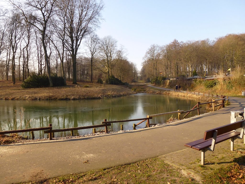 Volksgarten by Der Lehrer