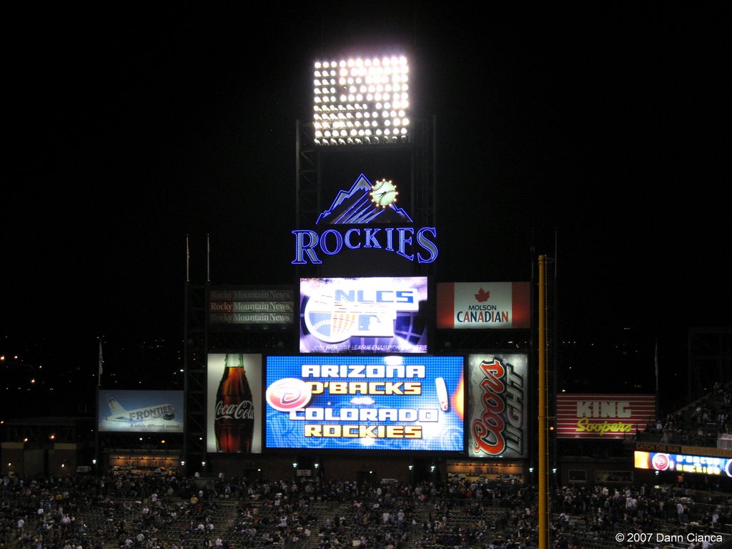 2007 - October 16th - 01:45Z - NLCS Game 4 by Dann Cianca