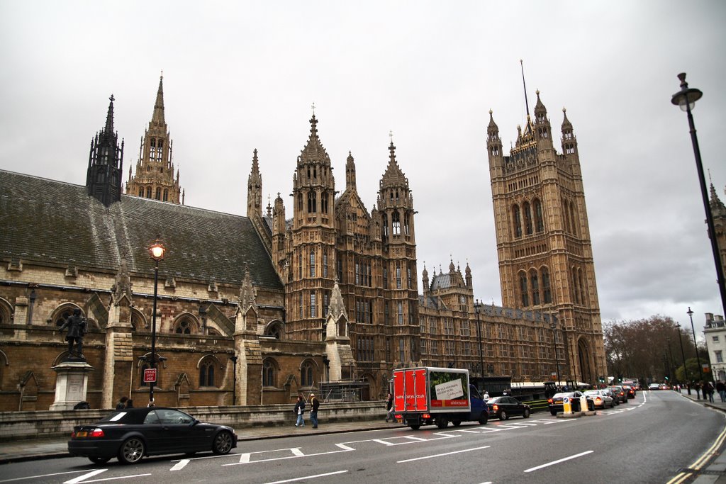 Parliament of the United Kingdom by Heehong,Yoon