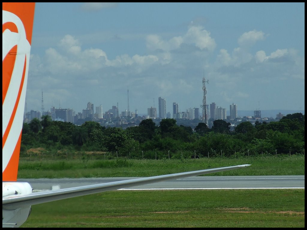 Cuiabá Vista do Aeroporto de Varzea Grande - MT. by Nélio Oliveira