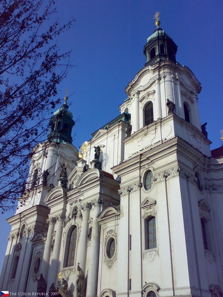 St Nicholas' Church in the Old Town (Chrám sv. Mikuláše na Staré Město) by Phil Collinson