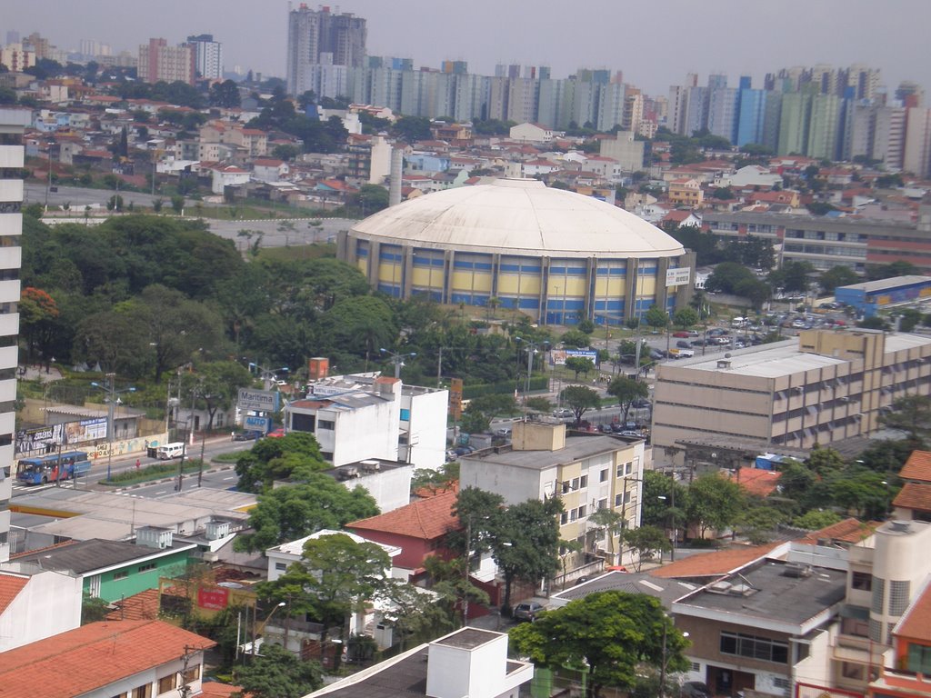 Vista do Ginásio Poliesportivo de São Bernardo do Campo by Luciane Bin