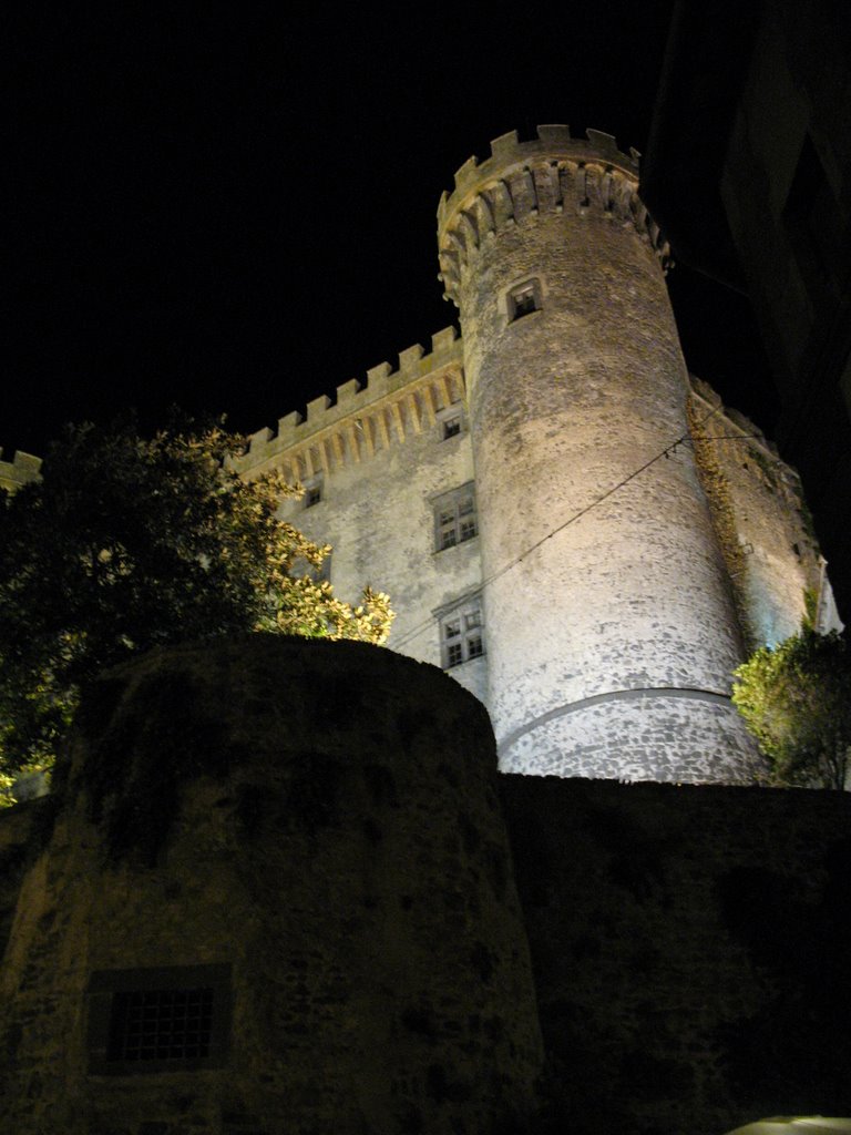 Bracciano - Castello Odescalchi by Franco Cotumaccio