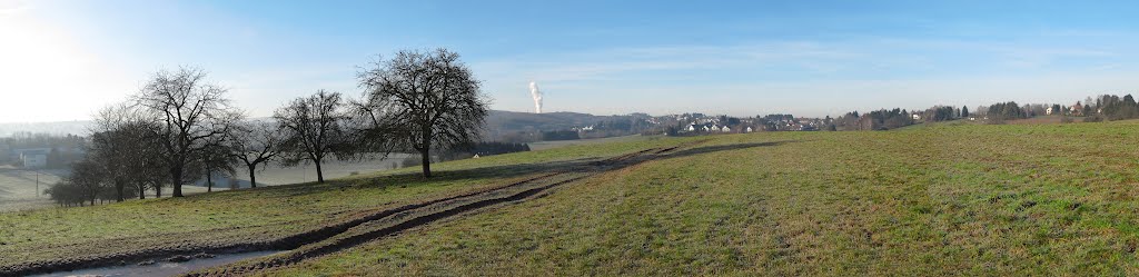 Panorama Richtung Wemmetsweiler by Katweasle