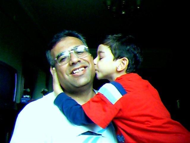 Abood kiss dad in istanbul by jamildalu