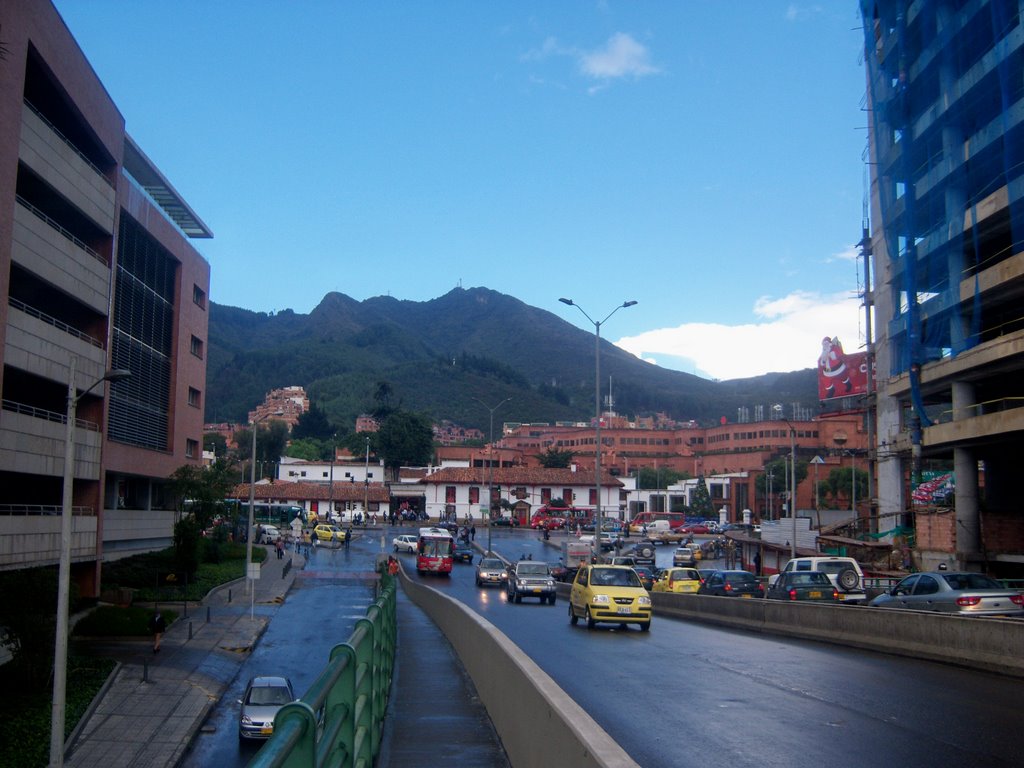 Hacienda sta barbara y los cerros orientales by haroldgomezsachica