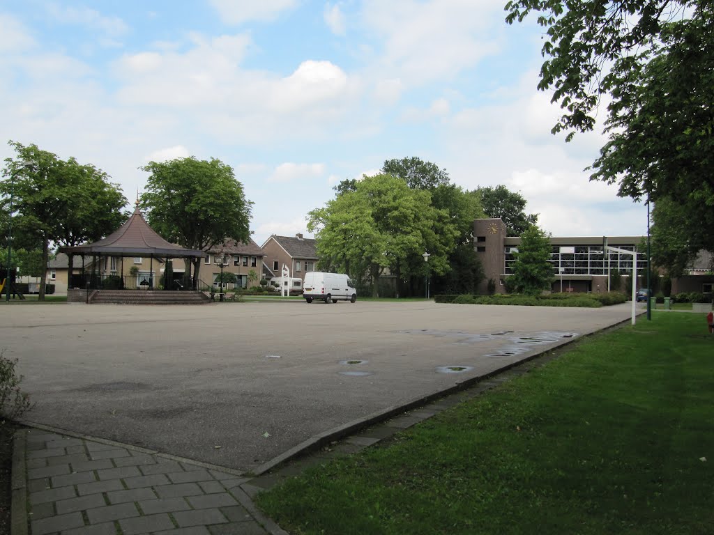 View over the Sint Josephplein by Willem Nabuurs