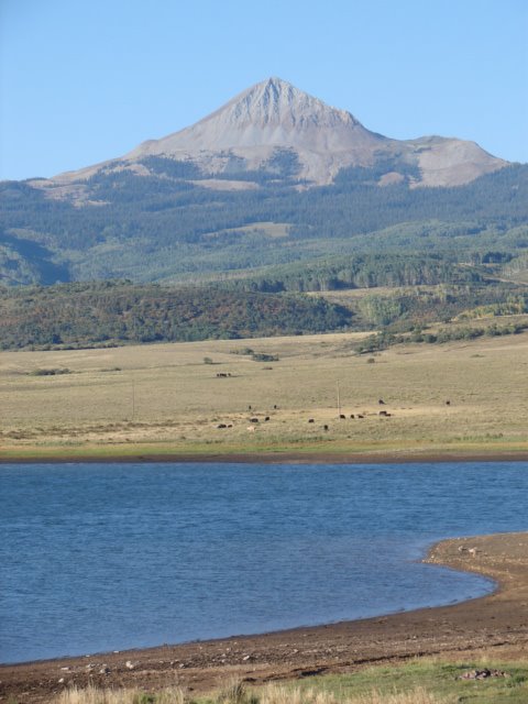 Groundhog Lake & Mountain by dvw_47