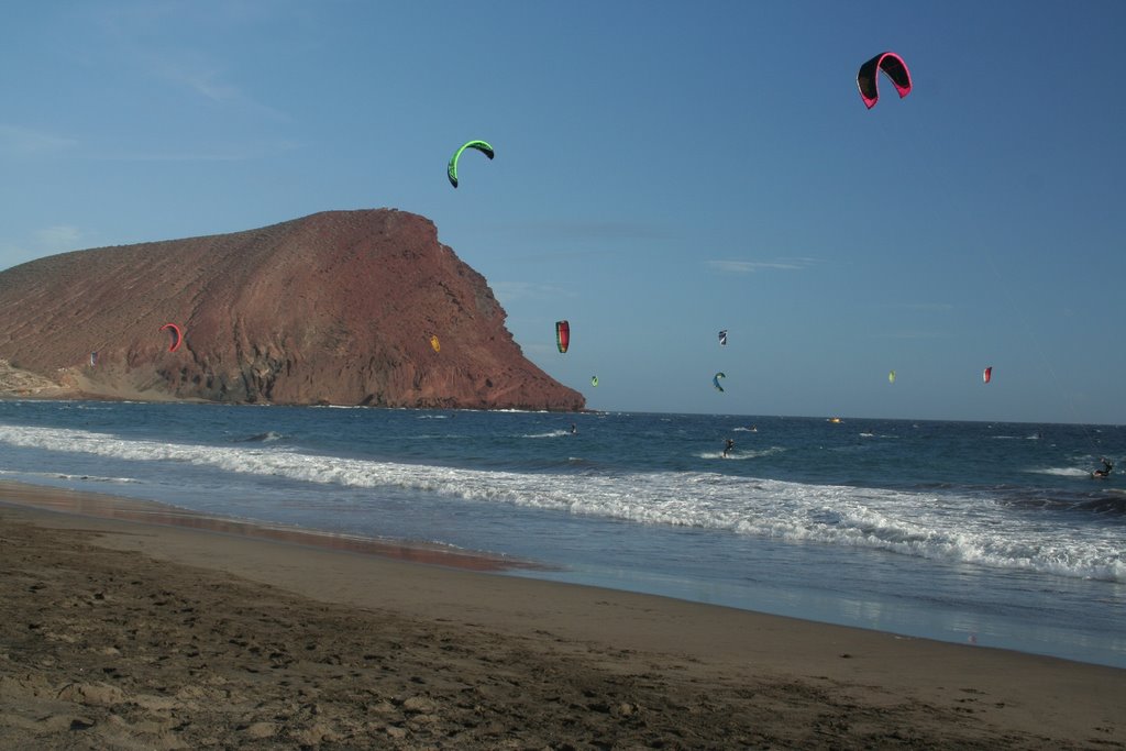 Playa de Las Tejitas by bishemuc